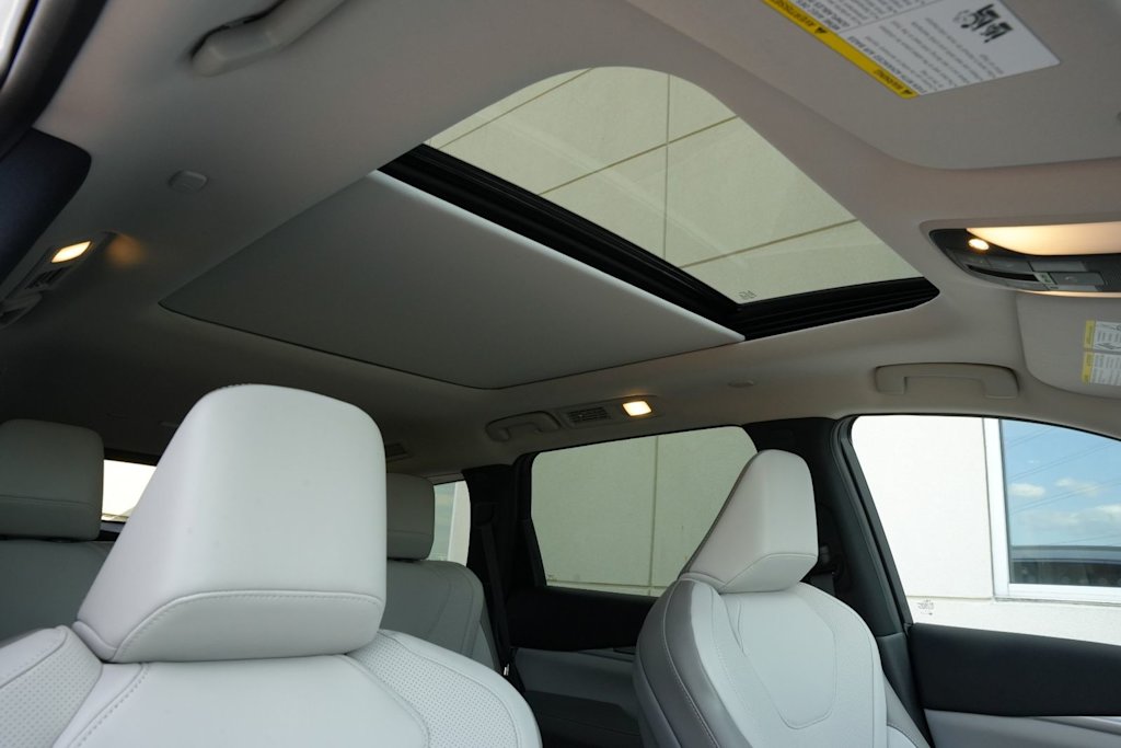 Thumbnail: 2027 INFINITI QX60 - 28