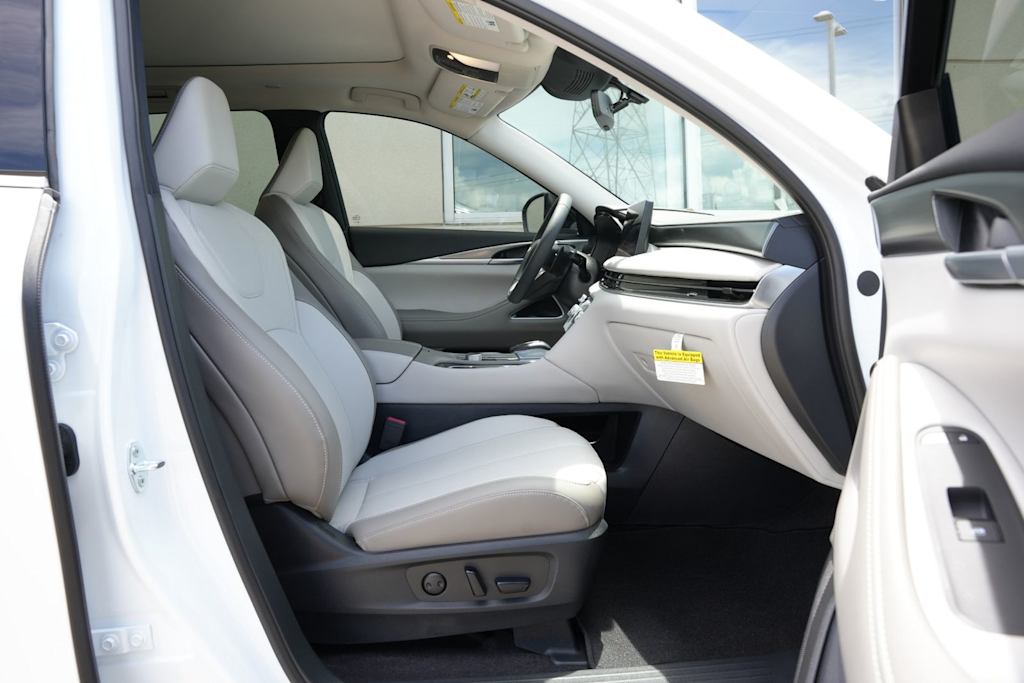Thumbnail: 2027 INFINITI QX60 - 11