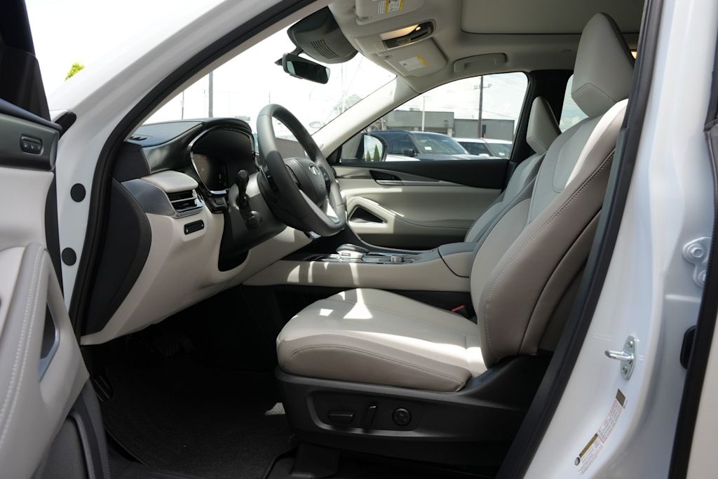 Thumbnail: 2027 INFINITI QX60 - 10