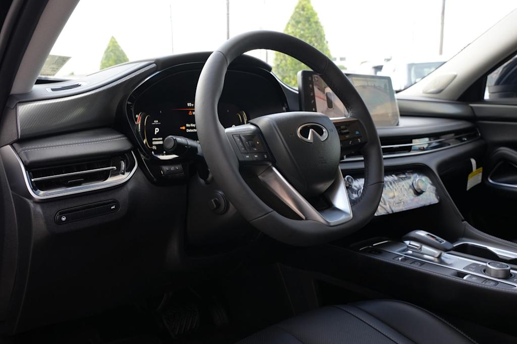 Thumbnail: 2027 INFINITI QX60 - 11