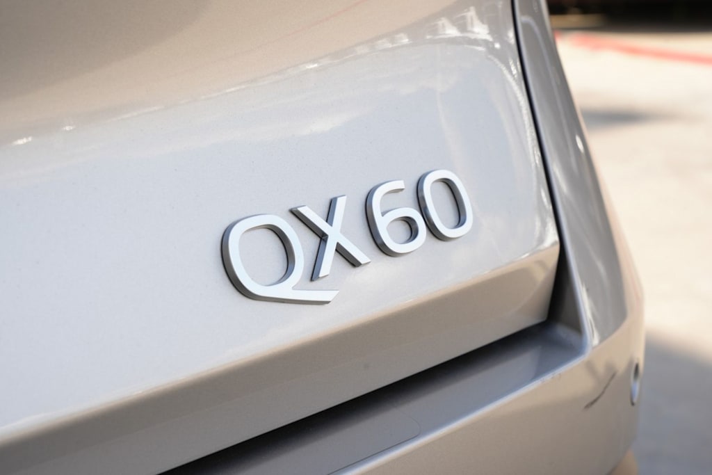 Thumbnail: 2027 INFINITI QX60 - 7