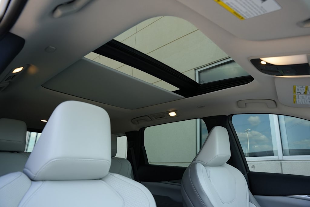 Thumbnail: 2027 INFINITI QX60 - 28