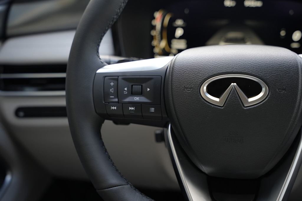 Thumbnail: 2027 INFINITI QX60 - 23