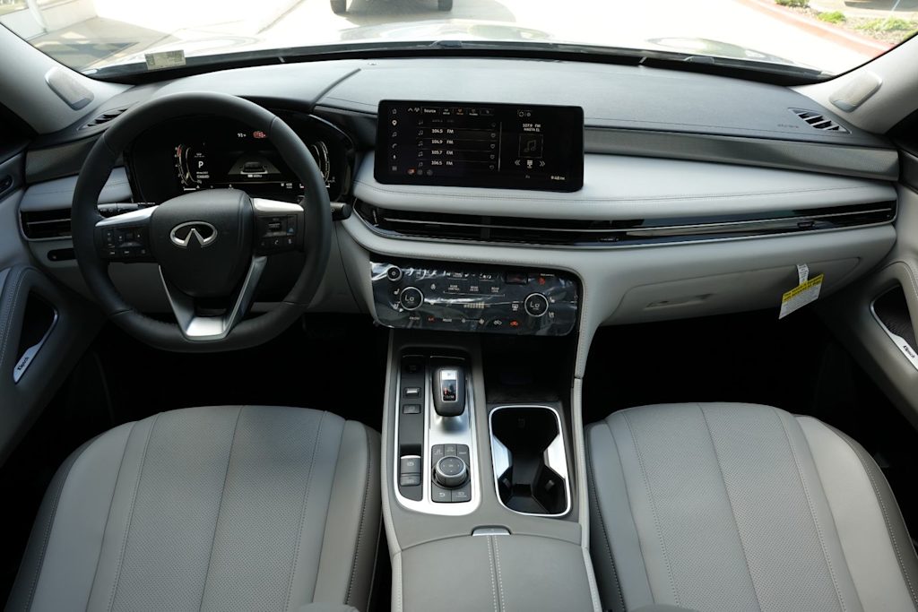 Thumbnail: 2027 INFINITI QX60 - 2
