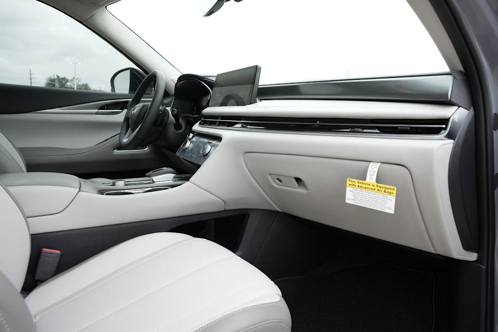 Thumbnail: 2027 INFINITI QX60 - 15