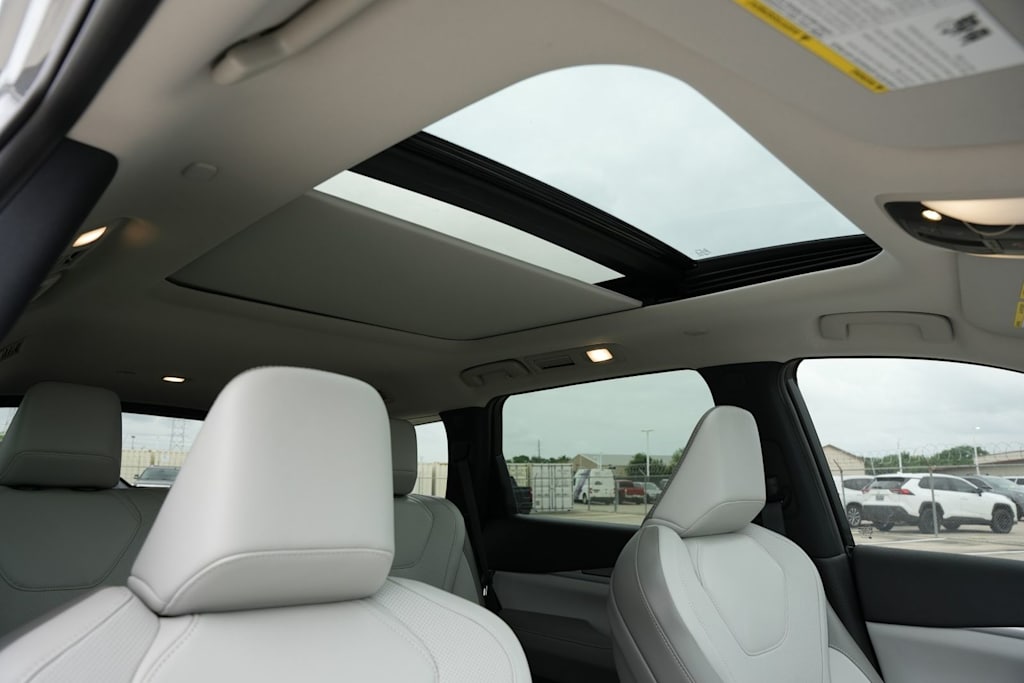 Thumbnail: 2027 INFINITI QX60 - 28