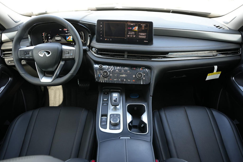 Thumbnail: 2027 INFINITI QX60 - 2