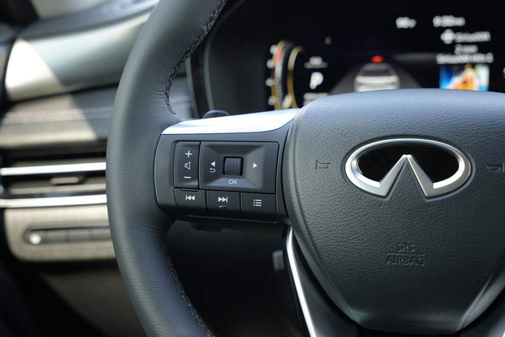 Thumbnail: 2027 INFINITI QX60 - 21