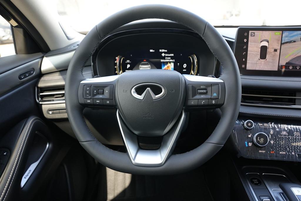 Thumbnail: 2027 INFINITI QX60 - 10