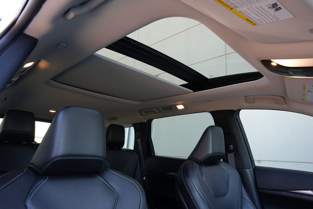 Thumbnail: 2027 INFINITI QX60 - 28