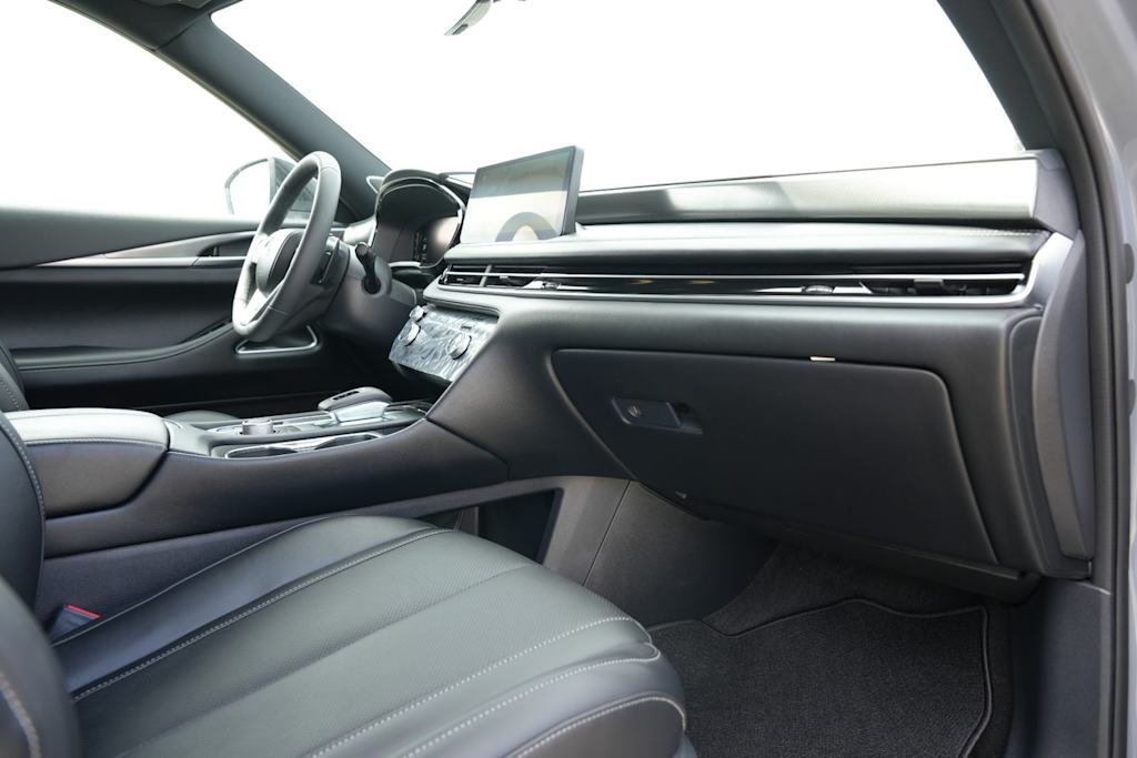 Thumbnail: 2027 INFINITI QX60 - 13