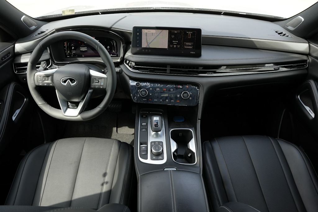 Thumbnail: 2027 INFINITI QX60 - 2