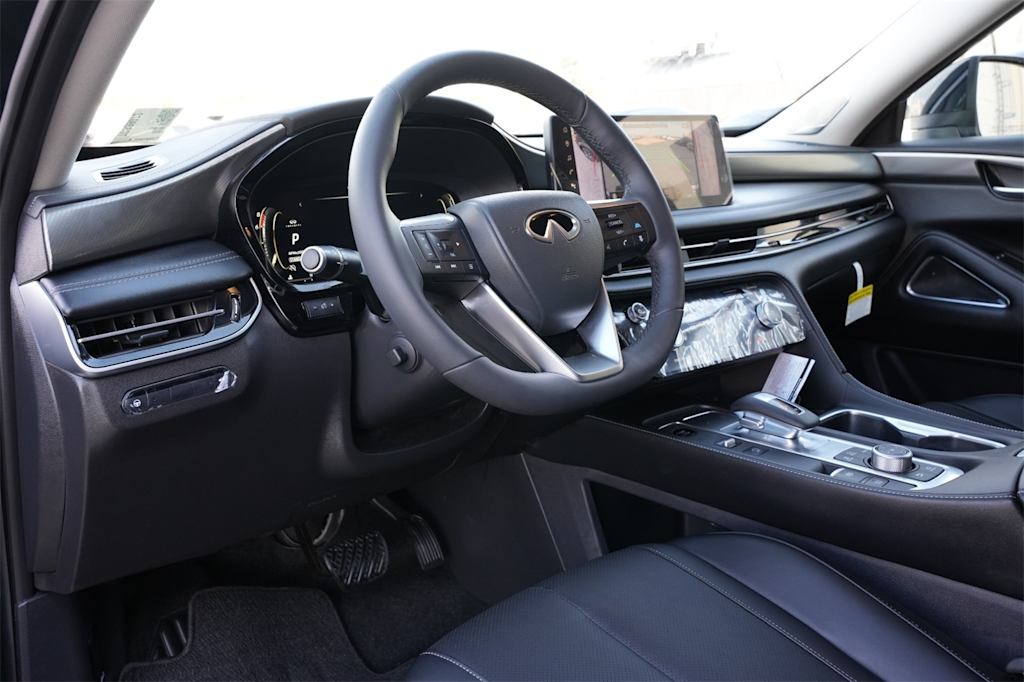 Thumbnail: 2026 INFINITI QX60 - 12