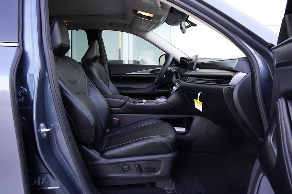 Thumbnail: 2026 INFINITI QX60 - 27