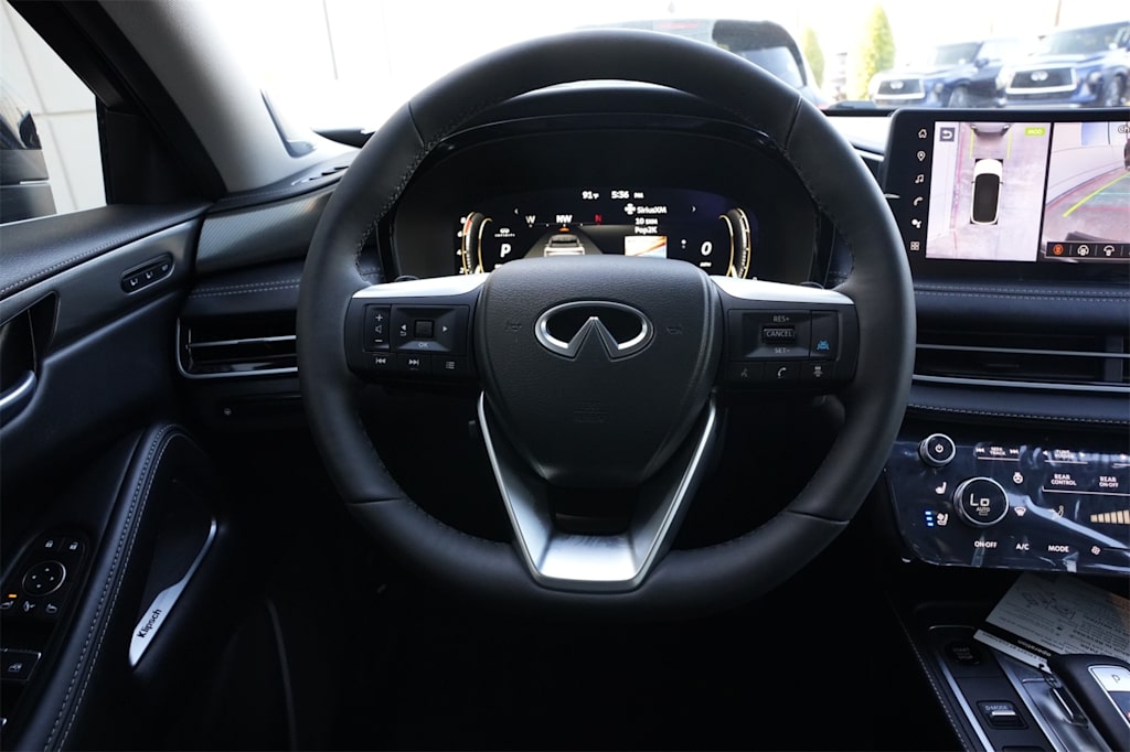 Thumbnail: 2026 INFINITI QX60 - 9