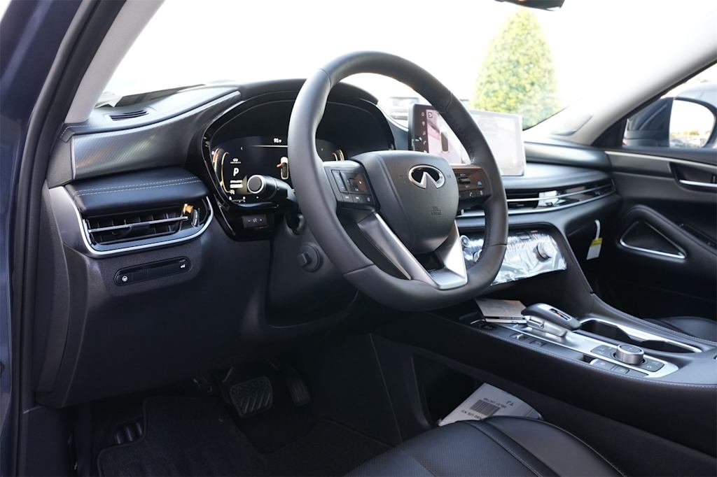 Thumbnail: 2026 INFINITI QX60 - 12