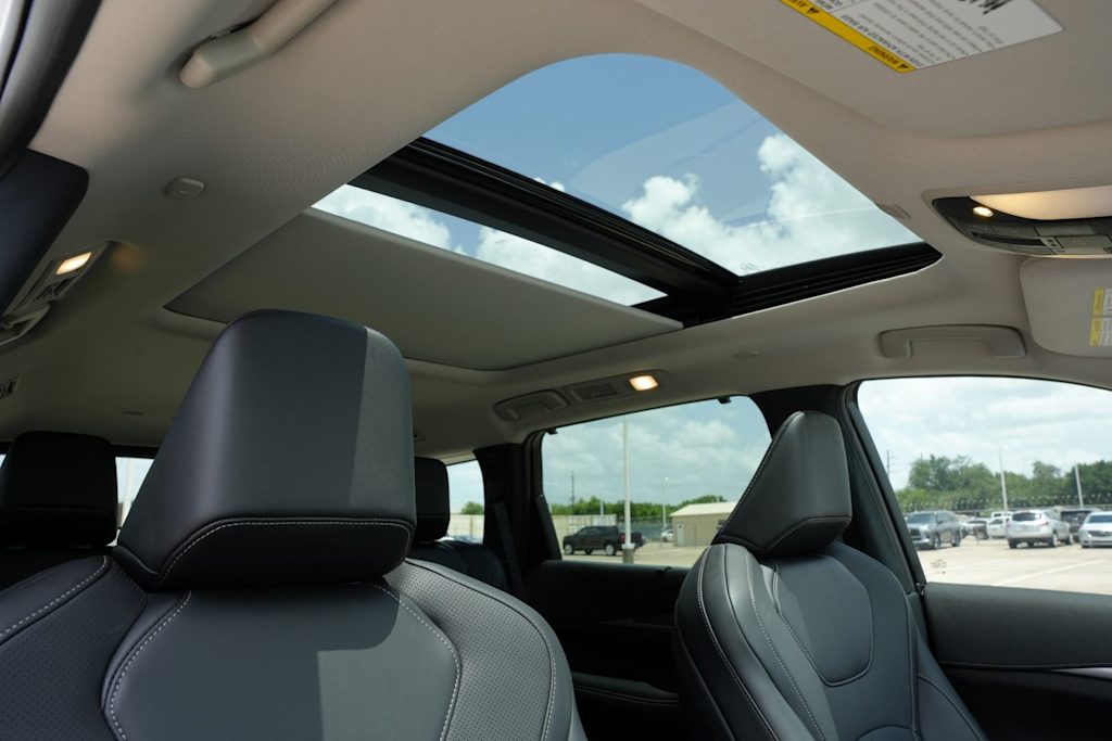 Thumbnail: 2026 INFINITI QX60 - 26