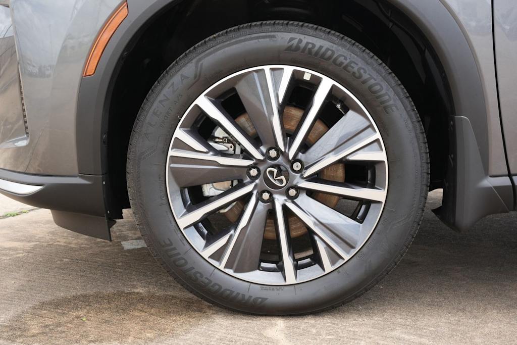 Thumbnail: 2026 INFINITI QX60 - 8