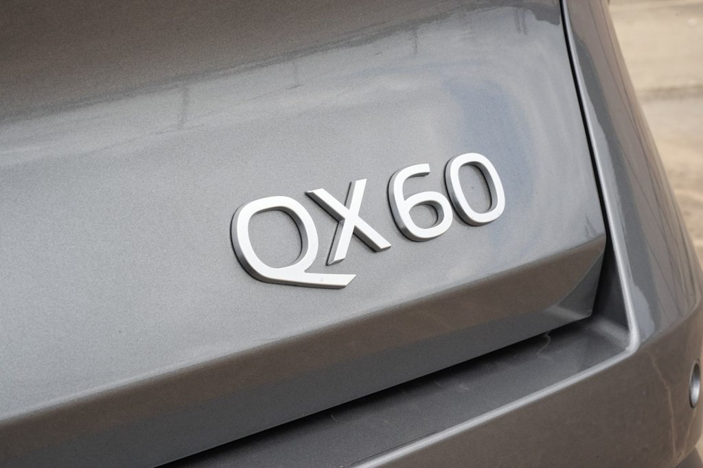 Thumbnail: 2026 INFINITI QX60 - 7