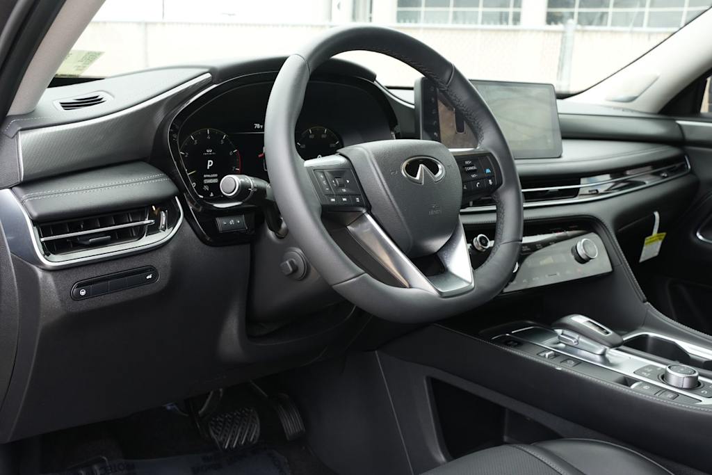 Thumbnail: 2026 INFINITI QX60 - 13