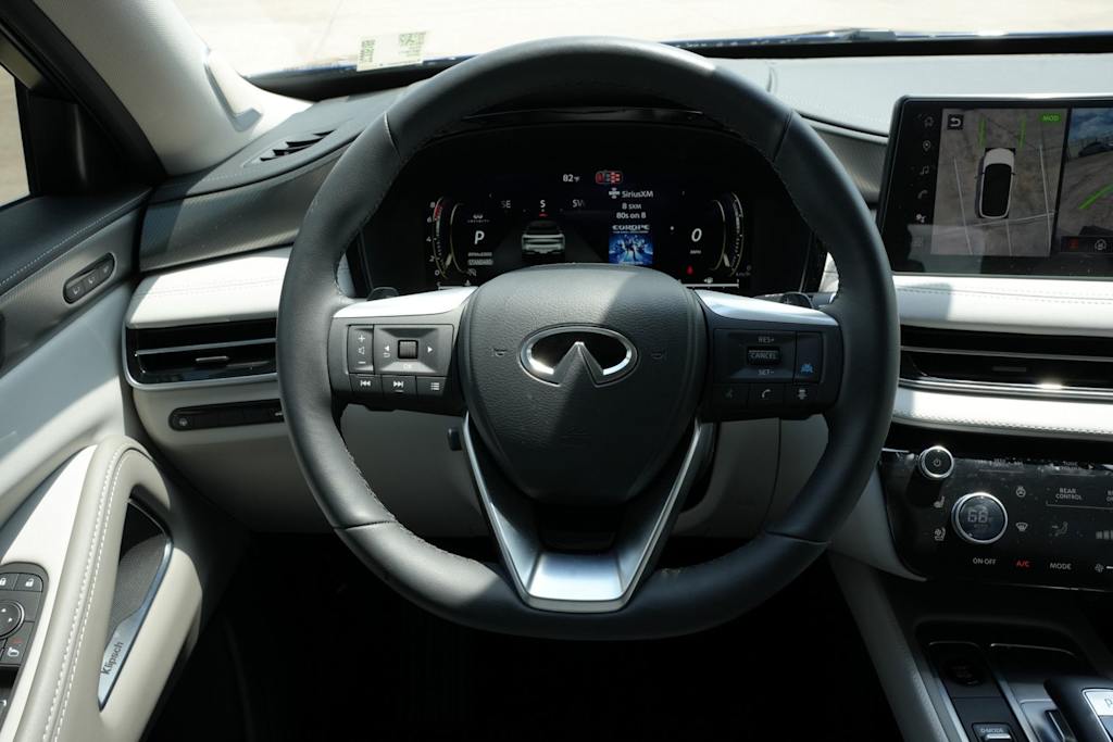 Thumbnail: 2026 INFINITI QX60 - 9