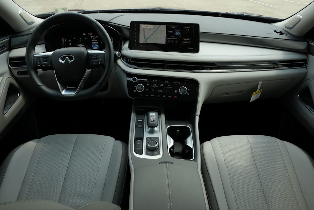 Thumbnail: 2026 INFINITI QX60 - 2