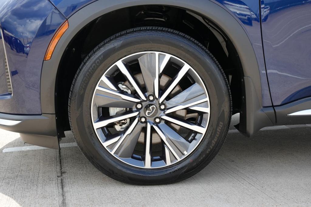 Thumbnail: 2026 INFINITI QX60 - 8