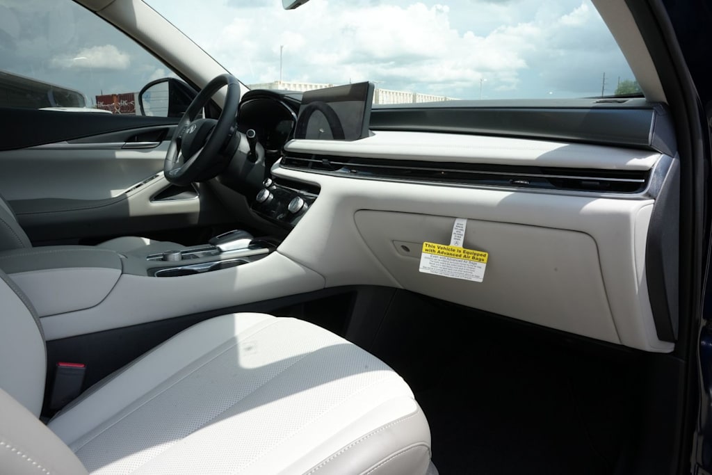 Thumbnail: 2026 INFINITI QX60 - 14