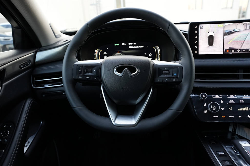 Thumbnail: 2026 INFINITI QX60 - 9