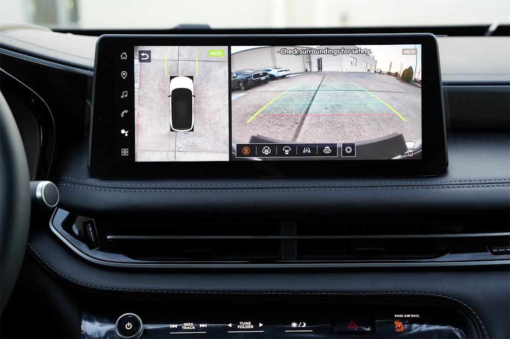 Thumbnail: 2026 INFINITI QX60 - 25