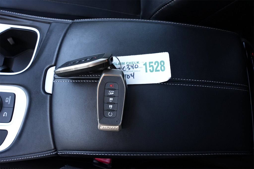 Thumbnail: 2026 INFINITI QX60 - 19