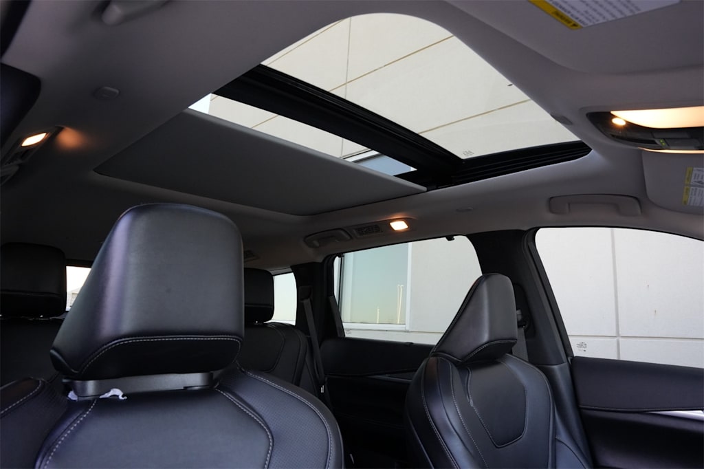 Thumbnail: 2026 INFINITI QX60 - 28