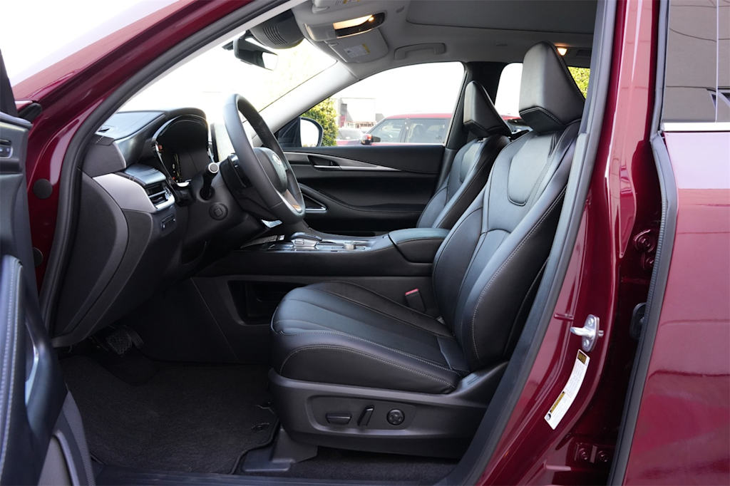 Thumbnail: 2026 INFINITI QX60 - 10