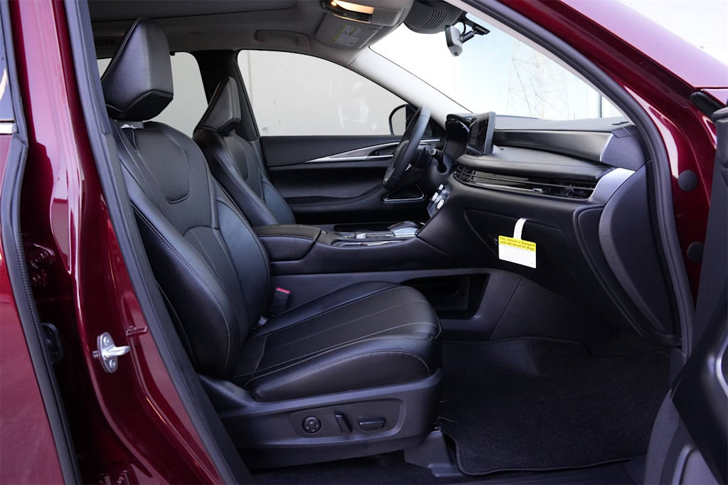 Thumbnail: 2026 INFINITI QX60 - 11