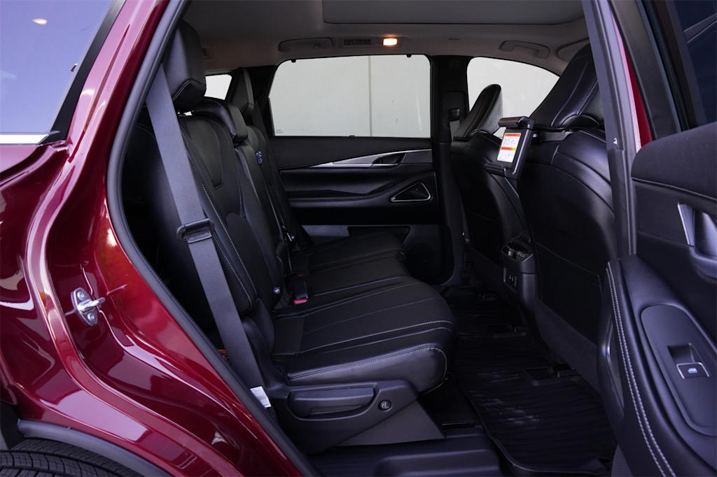 Thumbnail: 2026 INFINITI QX60 - 27