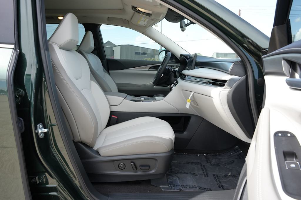 Thumbnail: 2026 INFINITI QX60 - 11