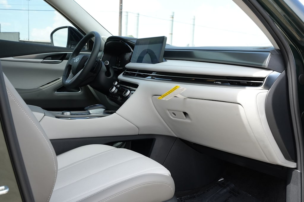 Thumbnail: 2026 INFINITI QX60 - 14