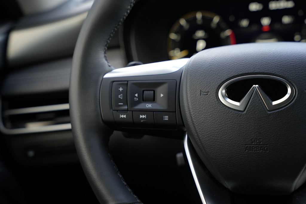 Thumbnail: 2026 INFINITI QX60 - 20