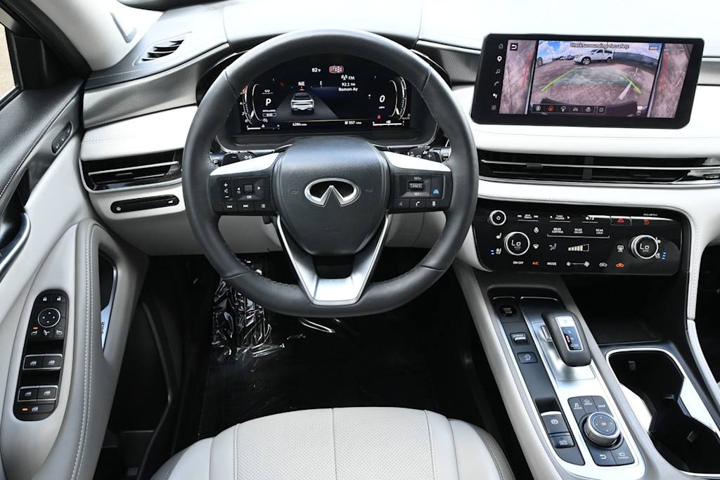 Thumbnail: 2026 INFINITI QX60 - 8