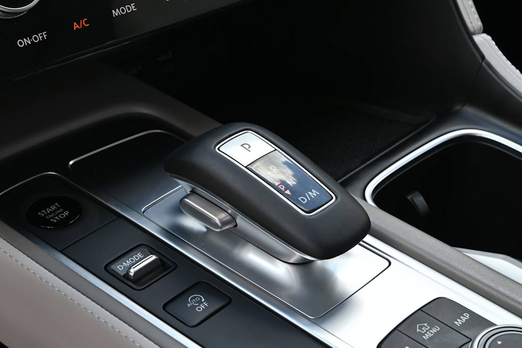 Thumbnail: 2026 INFINITI QX60 - 15