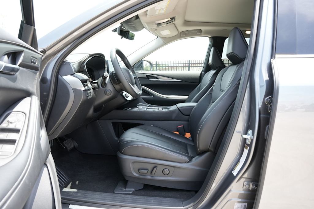 Thumbnail: 2025 INFINITI QX60 - 9