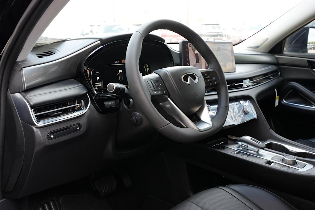 Thumbnail: 2026 INFINITI QX60 - 13