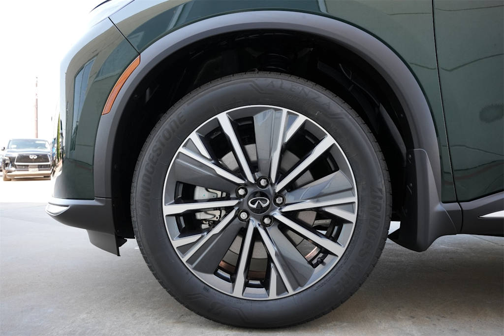 Thumbnail: 2026 INFINITI QX60 - 8