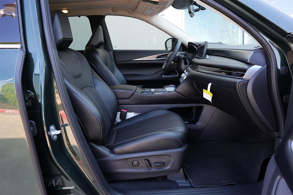 Thumbnail: 2026 INFINITI QX60 - 11