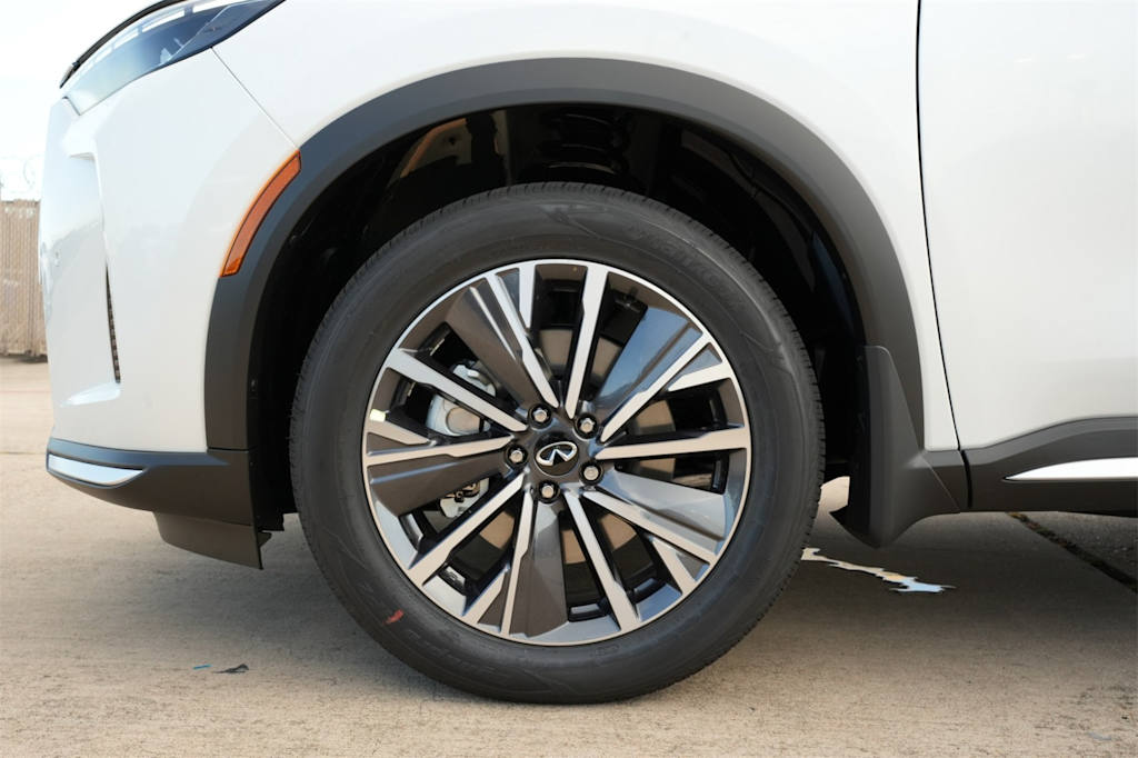 Thumbnail: 2026 INFINITI QX60 - 7