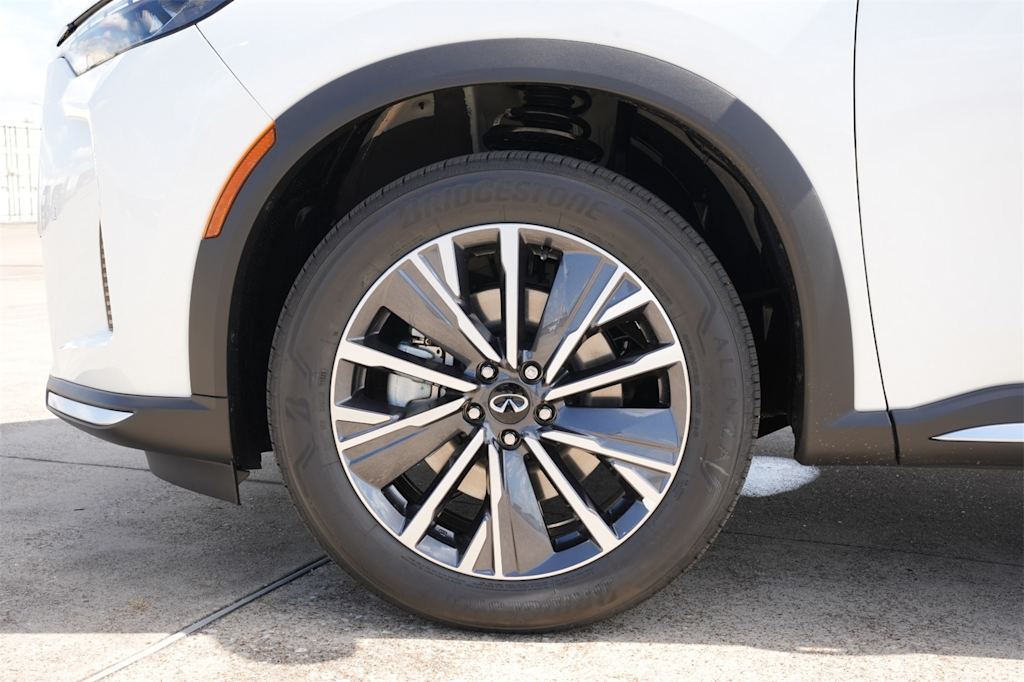 Thumbnail: 2026 INFINITI QX60 - 8