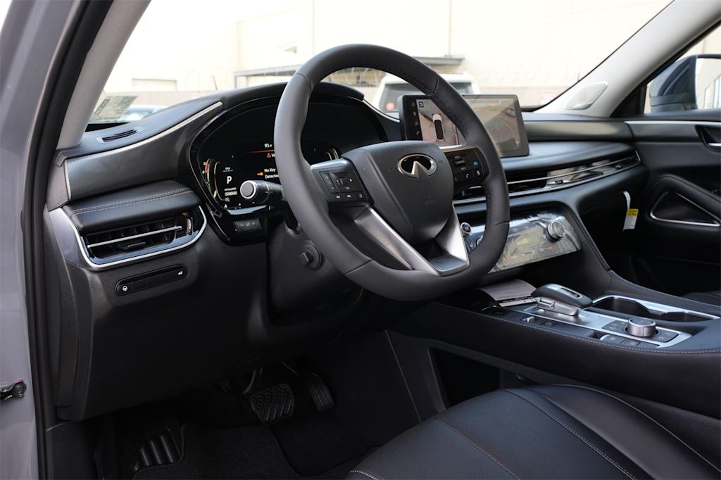 Thumbnail: 2026 INFINITI QX60 - 14