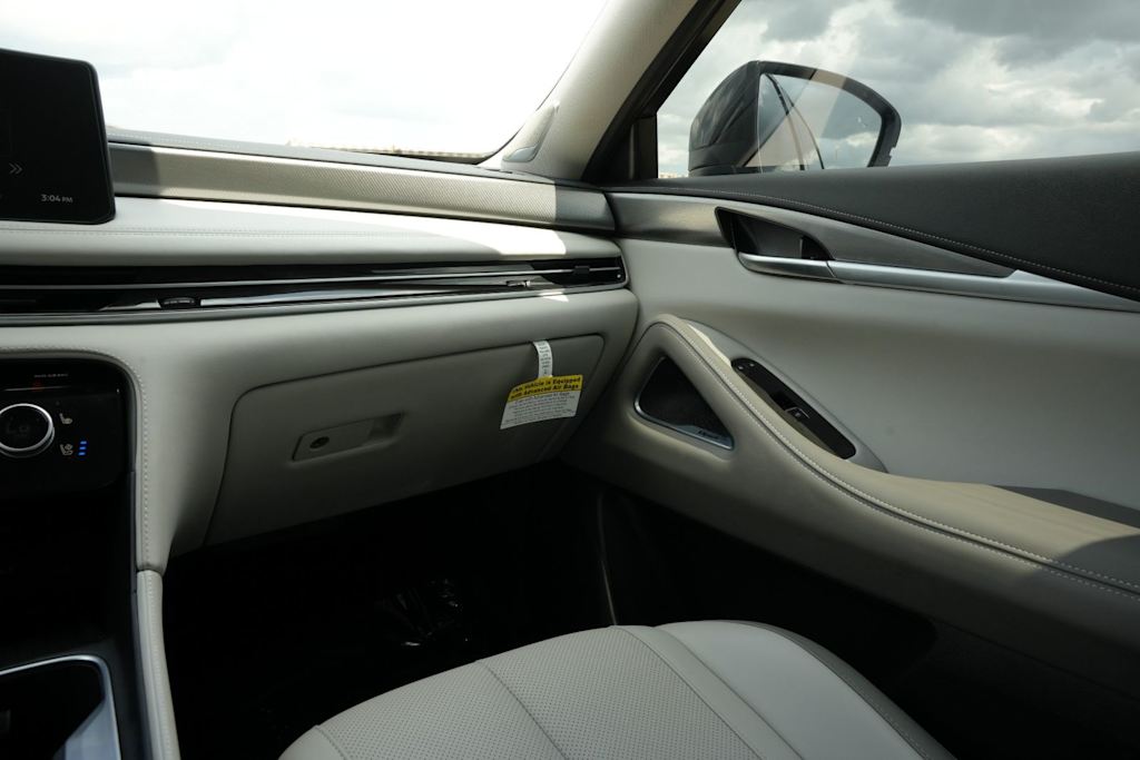 Thumbnail: 2026 INFINITI QX60 - 20
