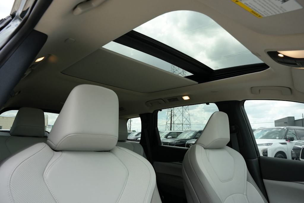 Thumbnail: 2026 INFINITI QX60 - 26