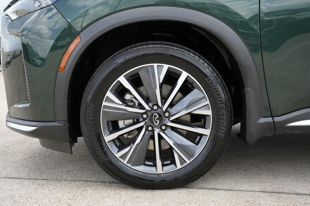 Thumbnail: 2026 INFINITI QX60 - 8
